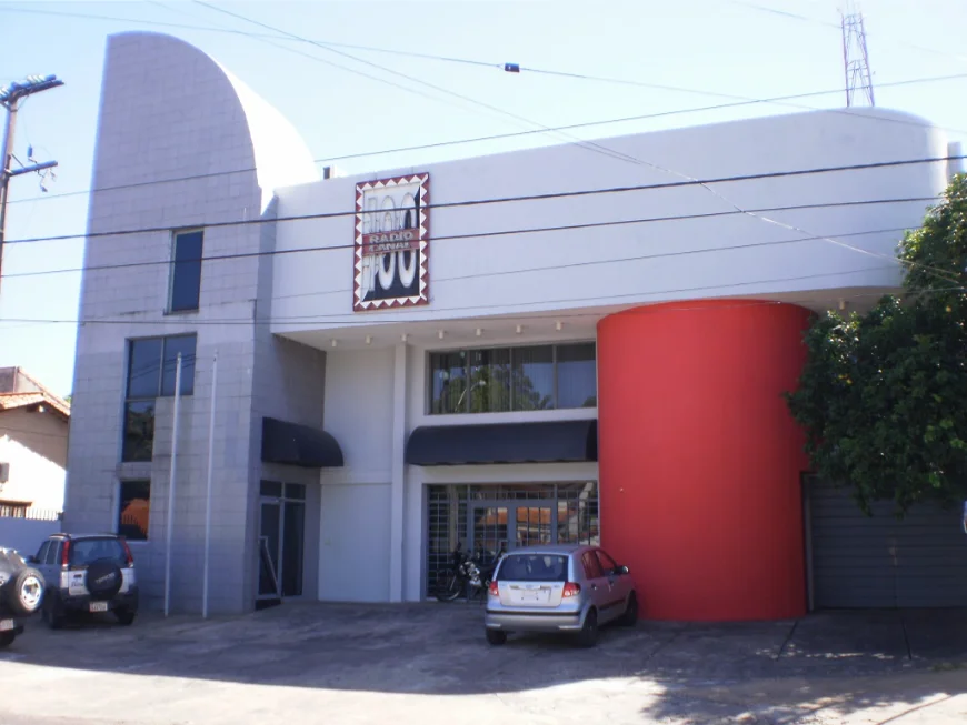 Construcción del Edificio de la Radio Canal 100 (Asunción)